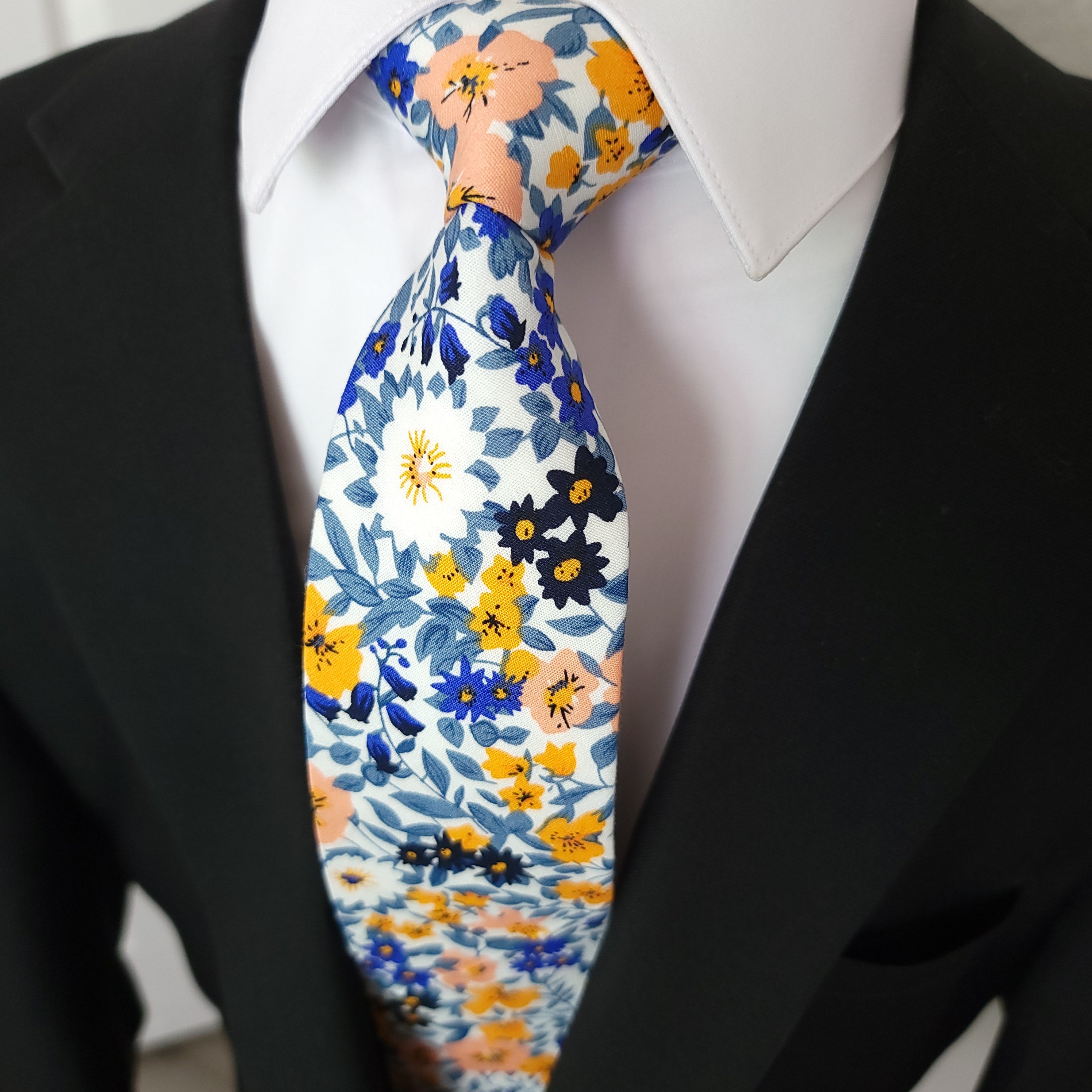 White Floral Pink Blue Leaf tie