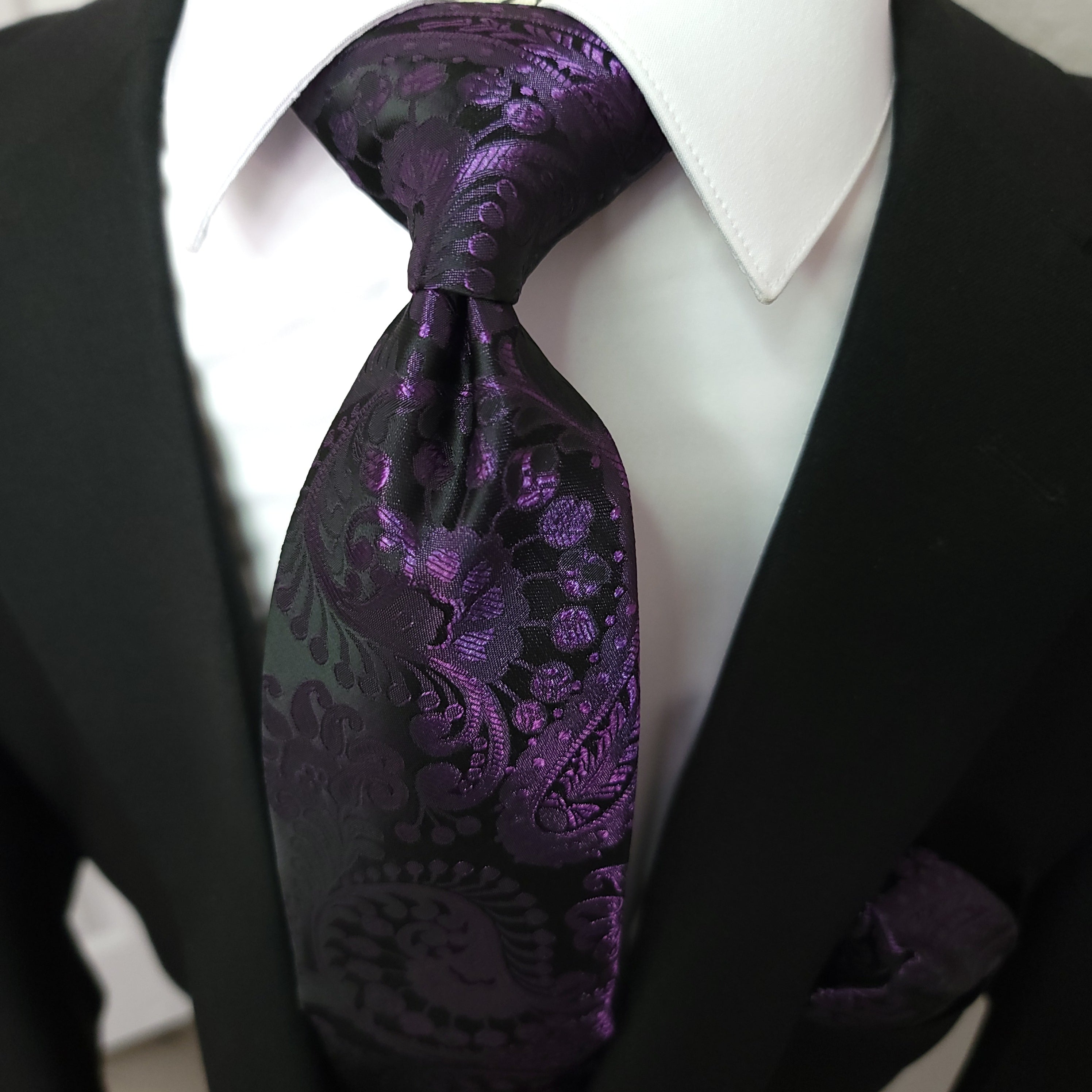 Black Purple Paisley Silk Tie Pocket Square Cufflink Set