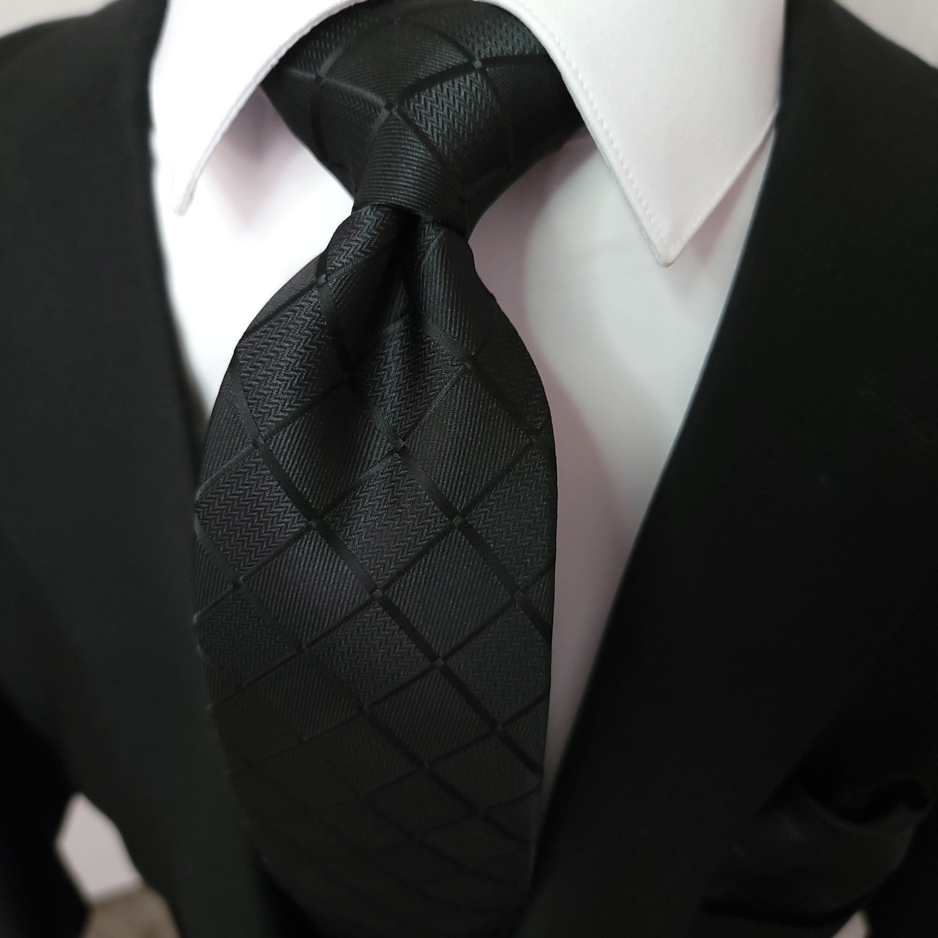 Black Solid Plaid Silk Tie Pocket Square Cufflink Set