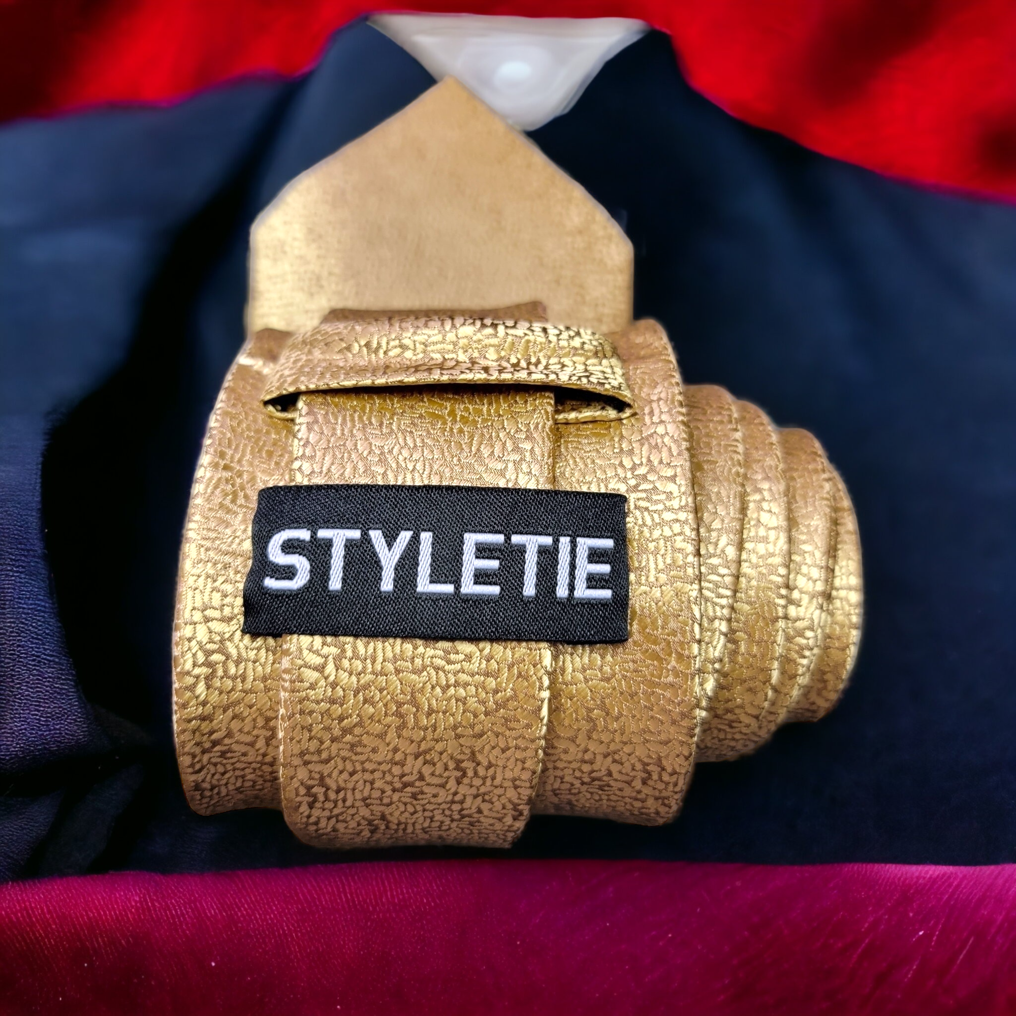 Extra Long Gold Floral Tie Pocket Square Cufflink Set