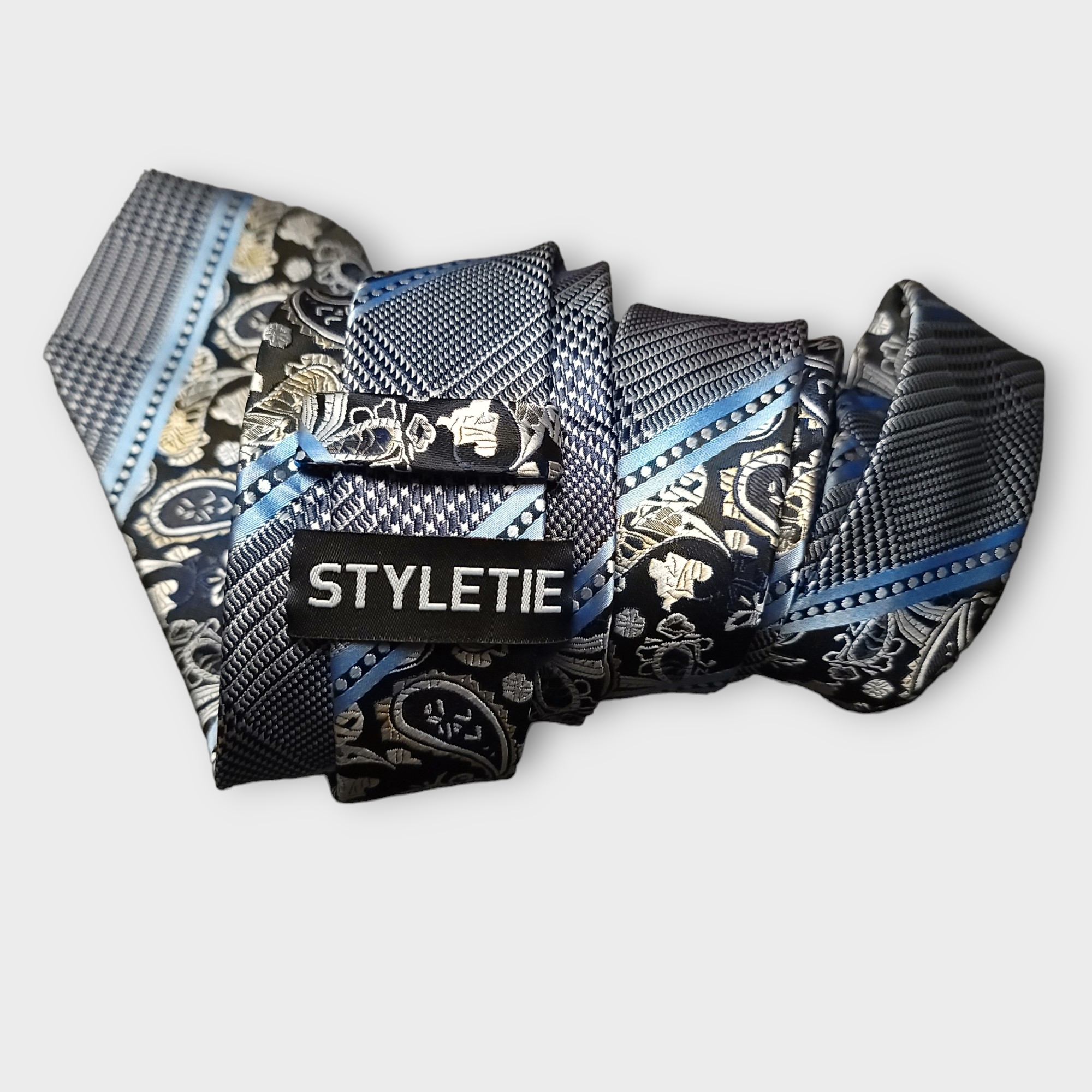 Blue Paisley Stripe Silk Tie Handkerchief Cufflinks necktie Set