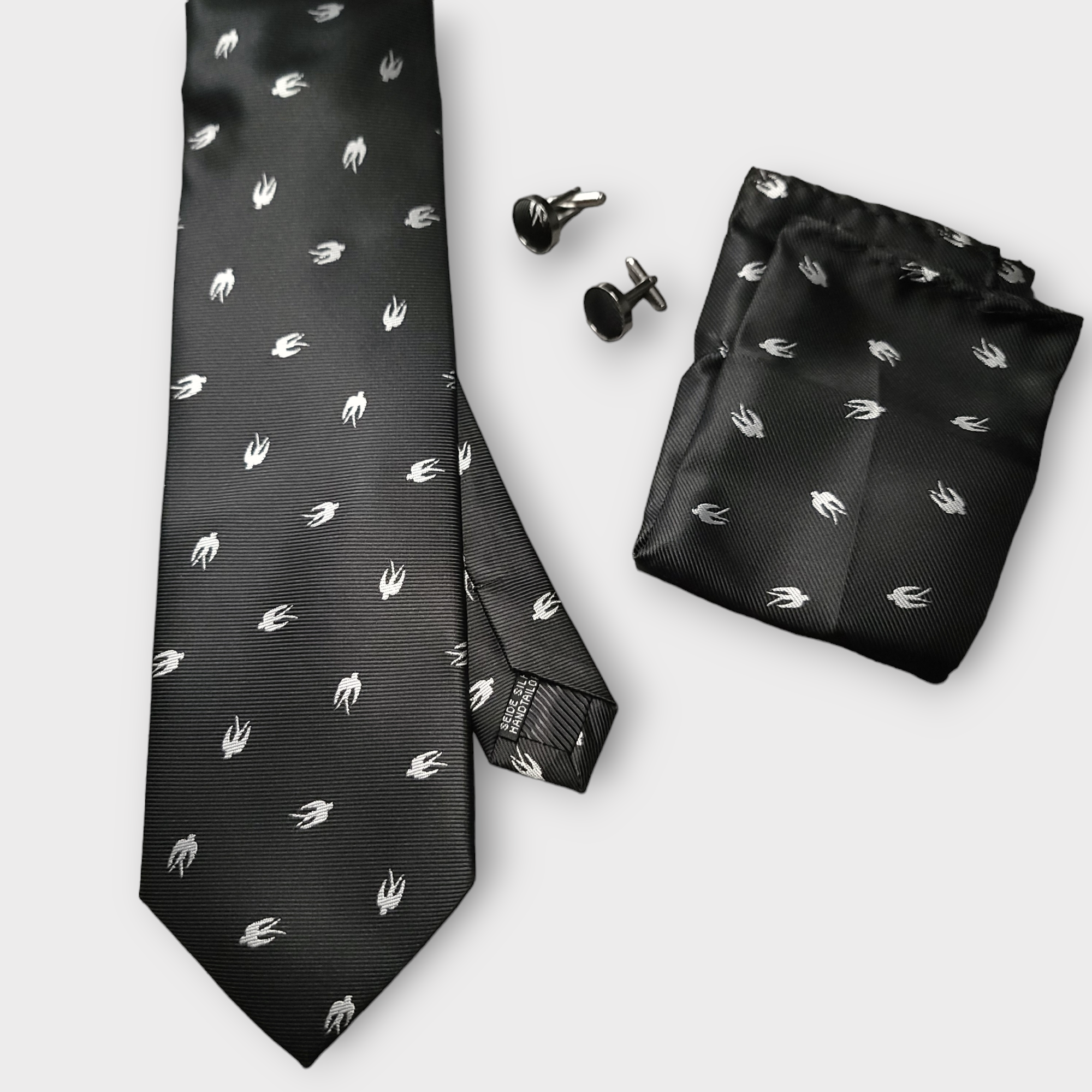 Black White Bird Pattern Silk Tie Pocket Square Cufflink Set