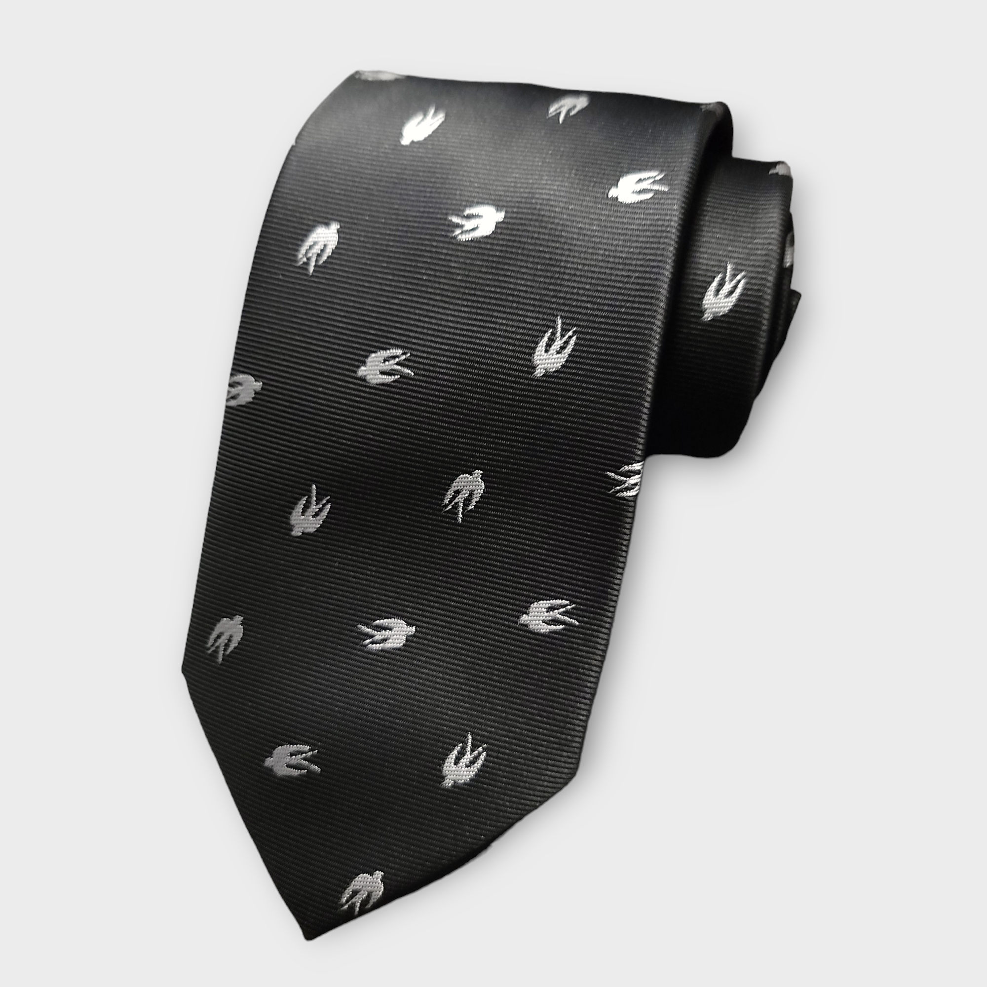 Black White Bird Pattern Silk Tie Pocket Square Cufflink Set