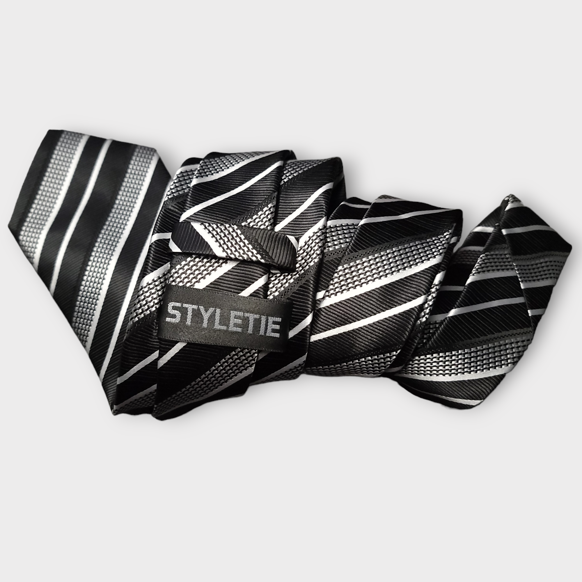 Black White Stripe Silk Tie Pocket Square Cufflink Set
