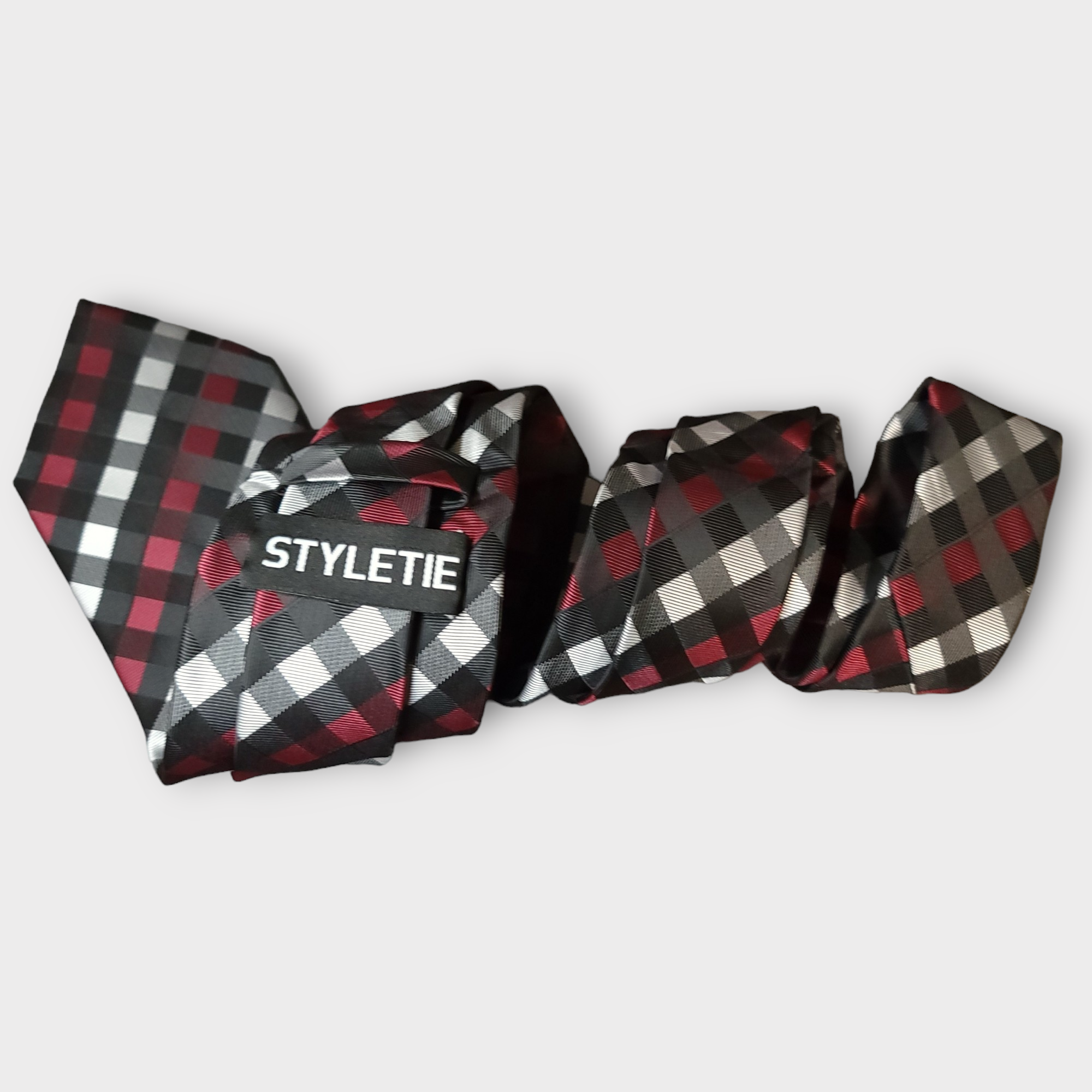 Red Black White Plaid Silk Tie Pocket Square Cufflink Set