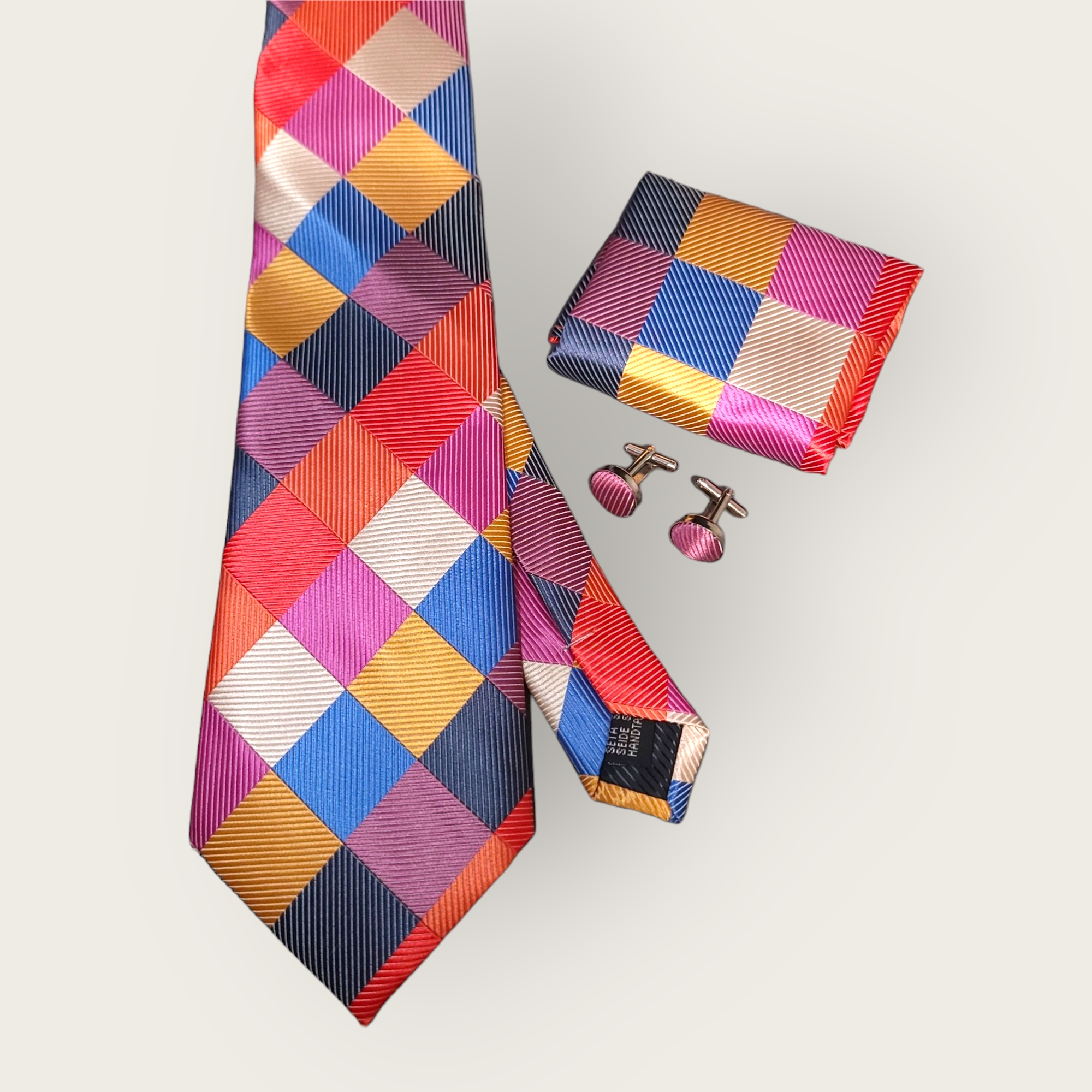 Geometric Tie Set of Pocket Square & Cufflinks