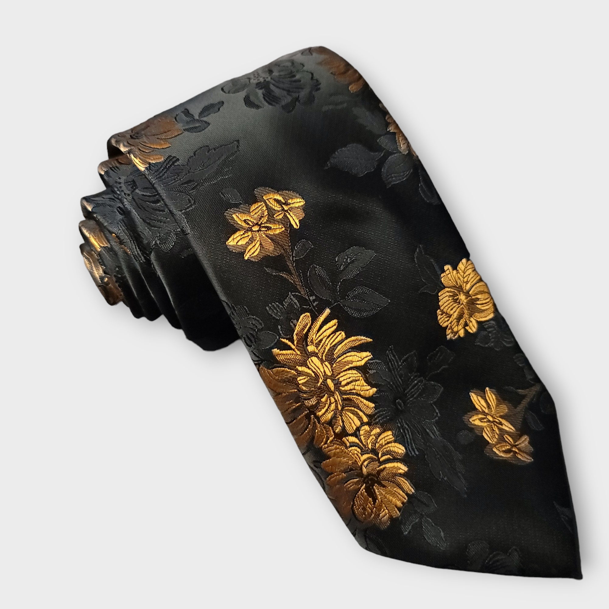 Black Gold Floral Silk Tie Pocket Square Cufflink Set