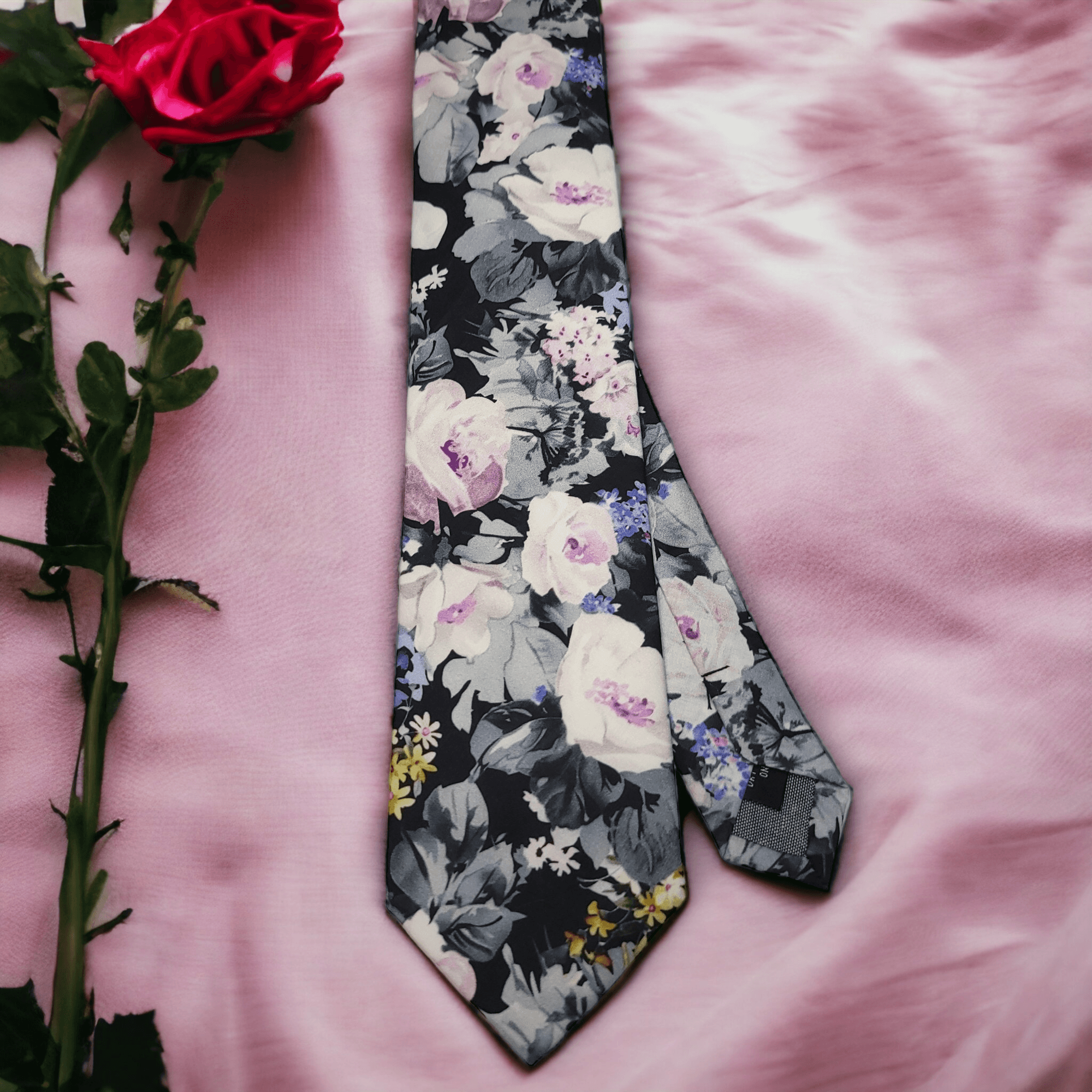 Black Lavender Floral Gray Tie - STYLETIE
