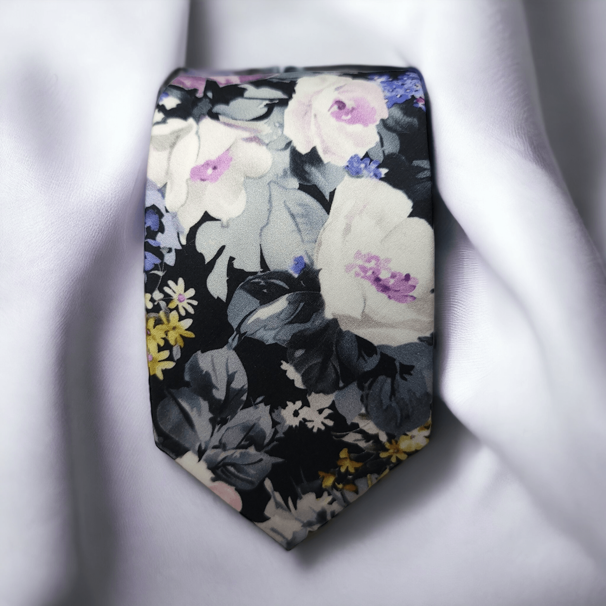 Black Lavender Floral Gray Tie - STYLETIE