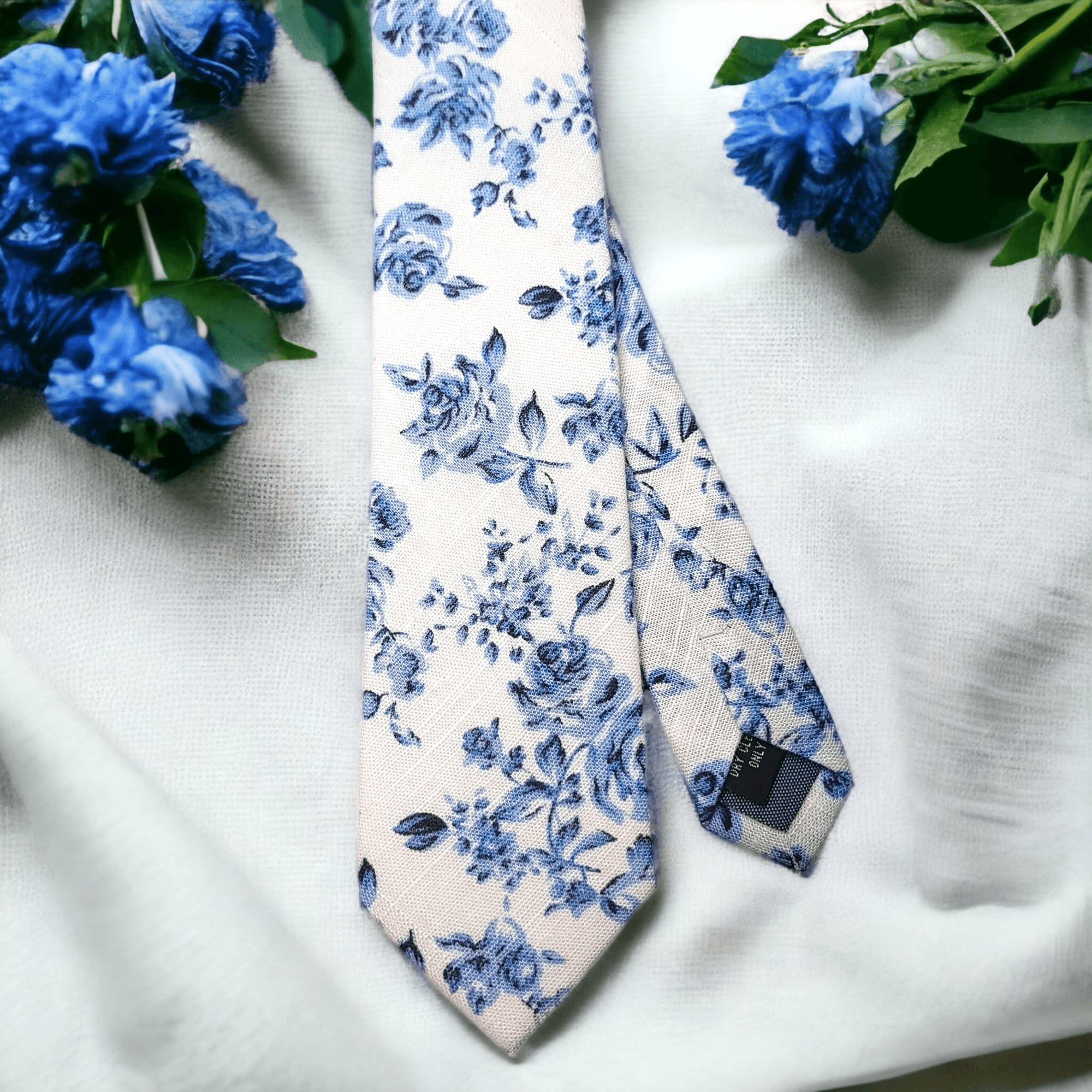 Light Blue, Navy Blue & White Paisley Matching Tie Set