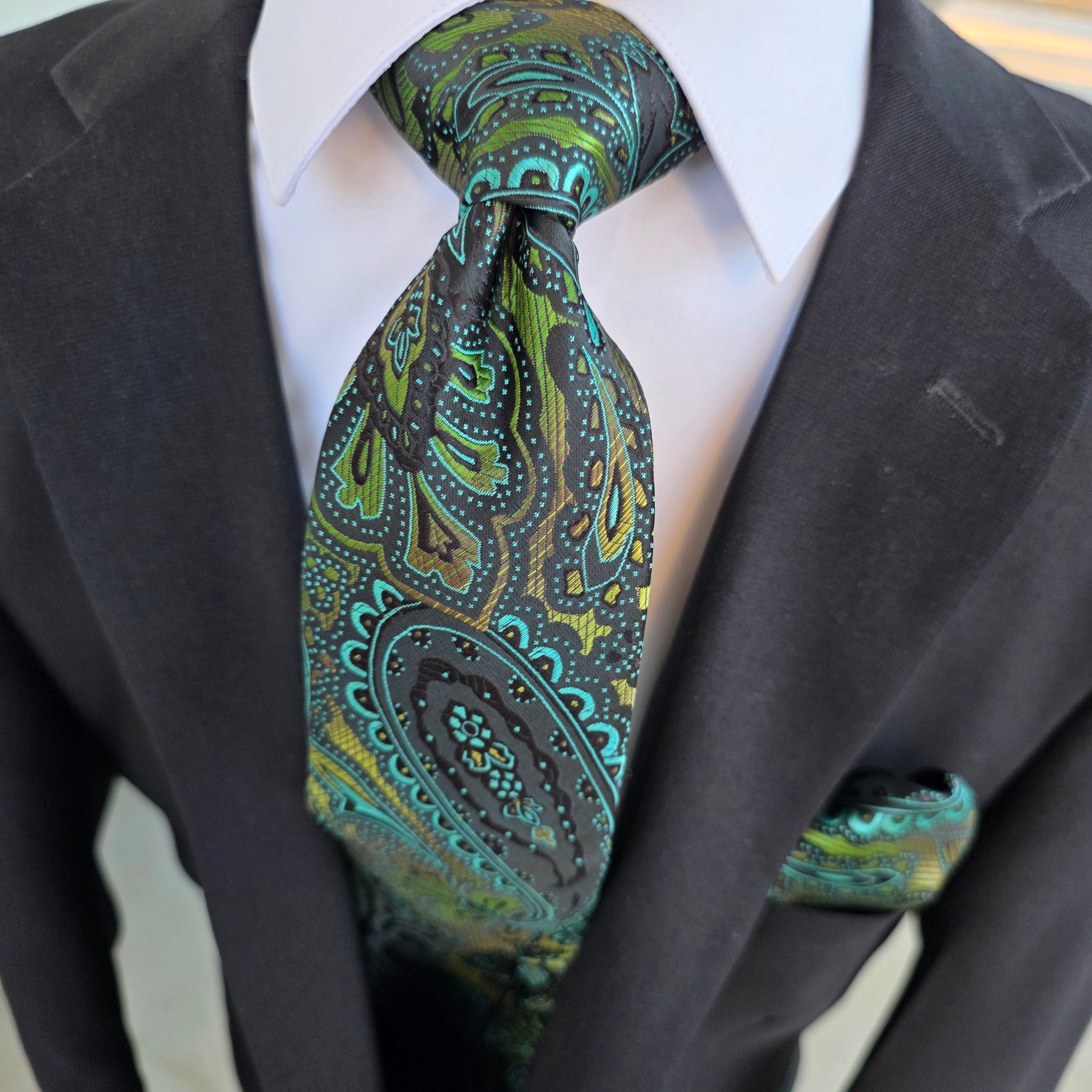 Forest Green Paisley Silk Tie Pocket Square Cufflink Set