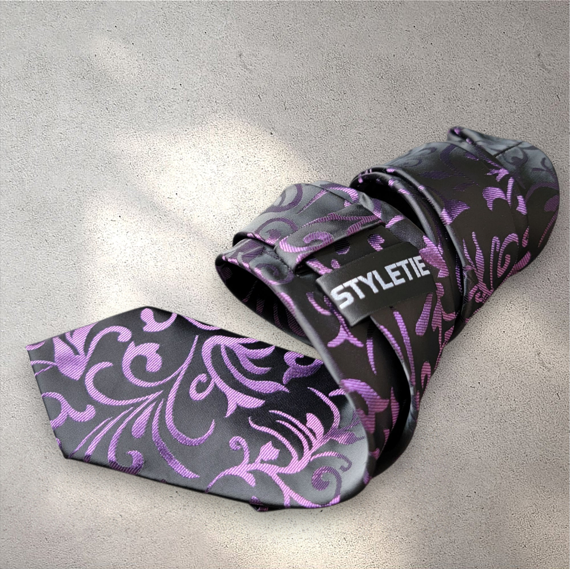 Black Purple Floral Silk Tie Pocket Square Cufflink Set
