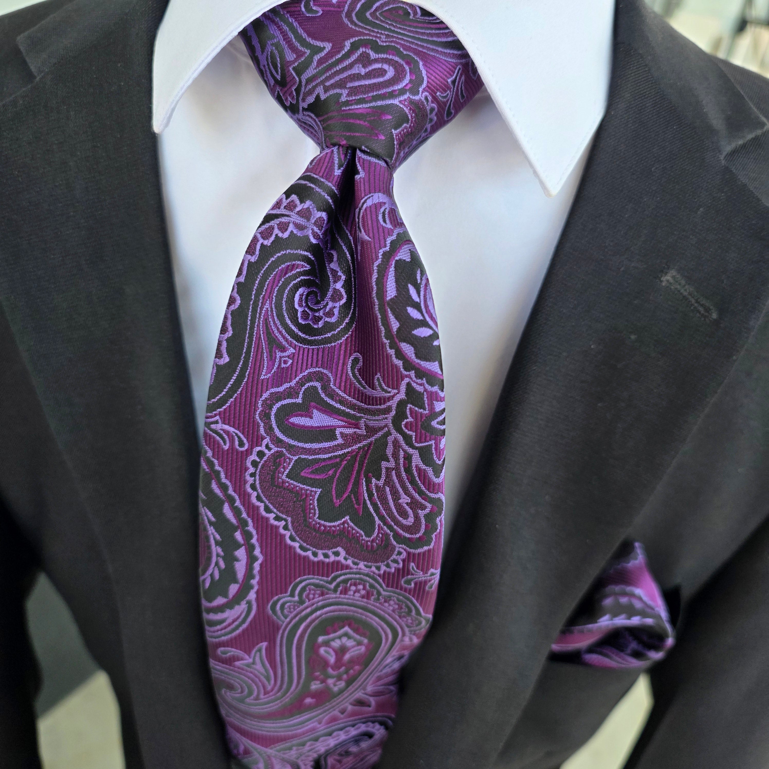 Purple Paisley Silk Tie Pocket Square Cufflinks Set