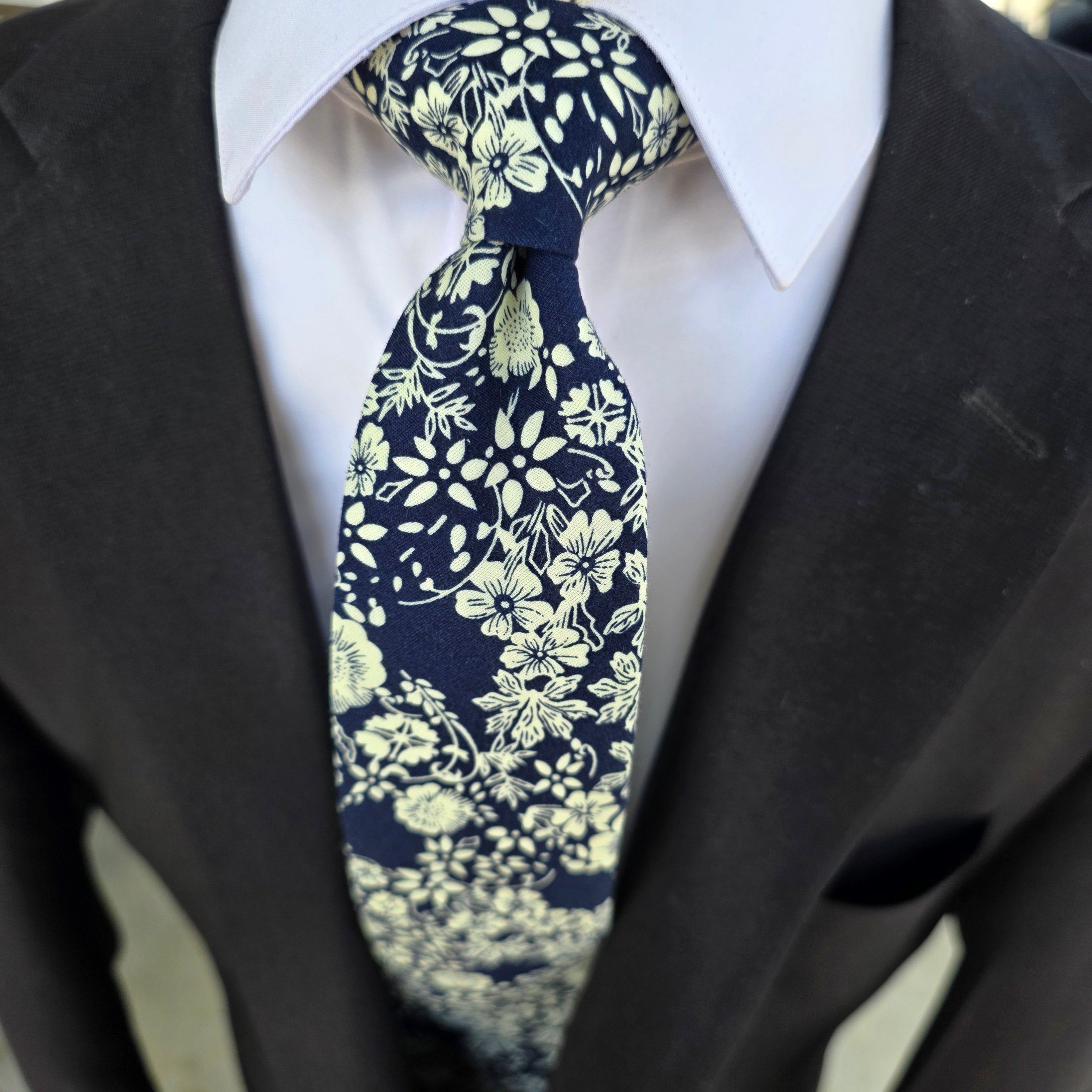 Navy Blue White Floral Slim Tie